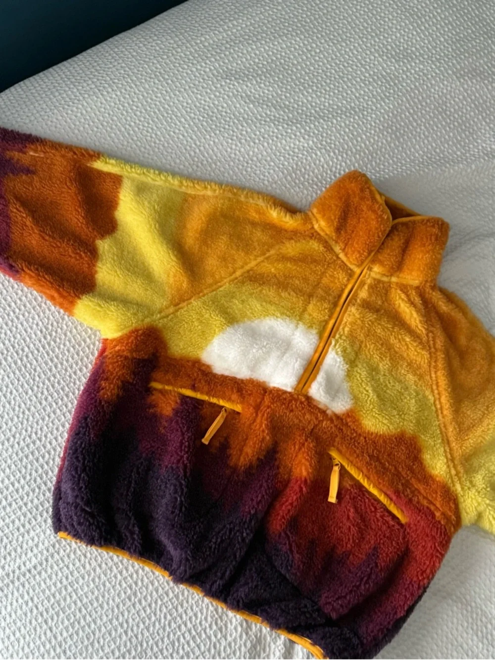 Rumored XS Sunset Ombre Sherpa Pullover. Yellow, Orange, Red, Purple. Never worn - Picture 4 of 5